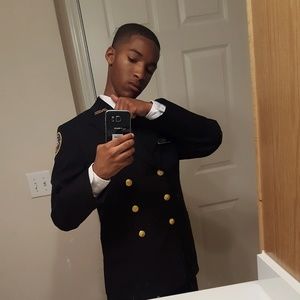 Meet your Posher, Tavion